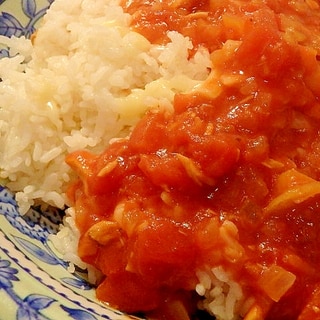 残ったカレーで★トマトツナチーズご飯